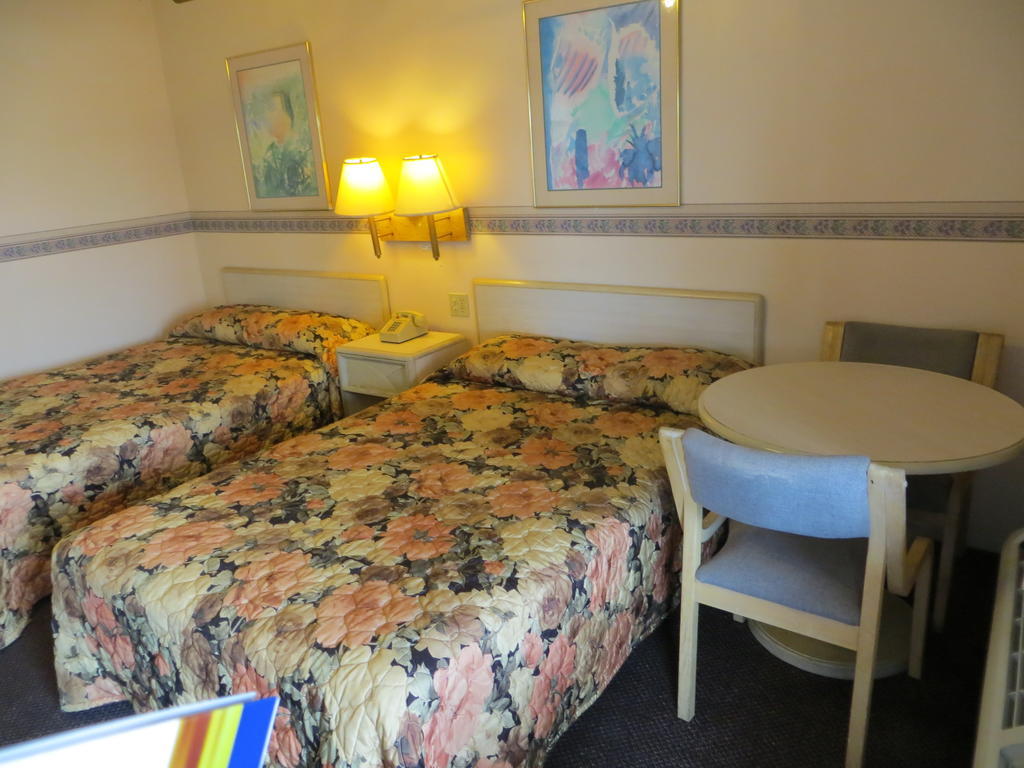 Budget Inn Себрінґ Екстер'єр фото